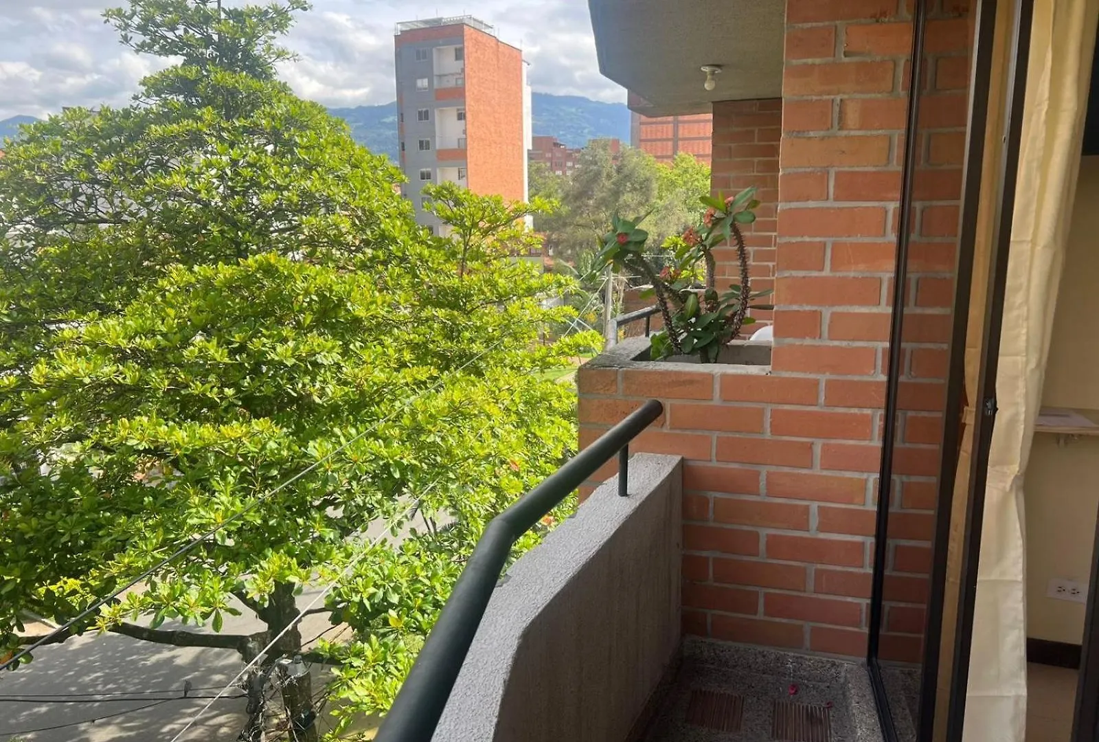 Edificio Tamaiti Laureles Medellin Hotel